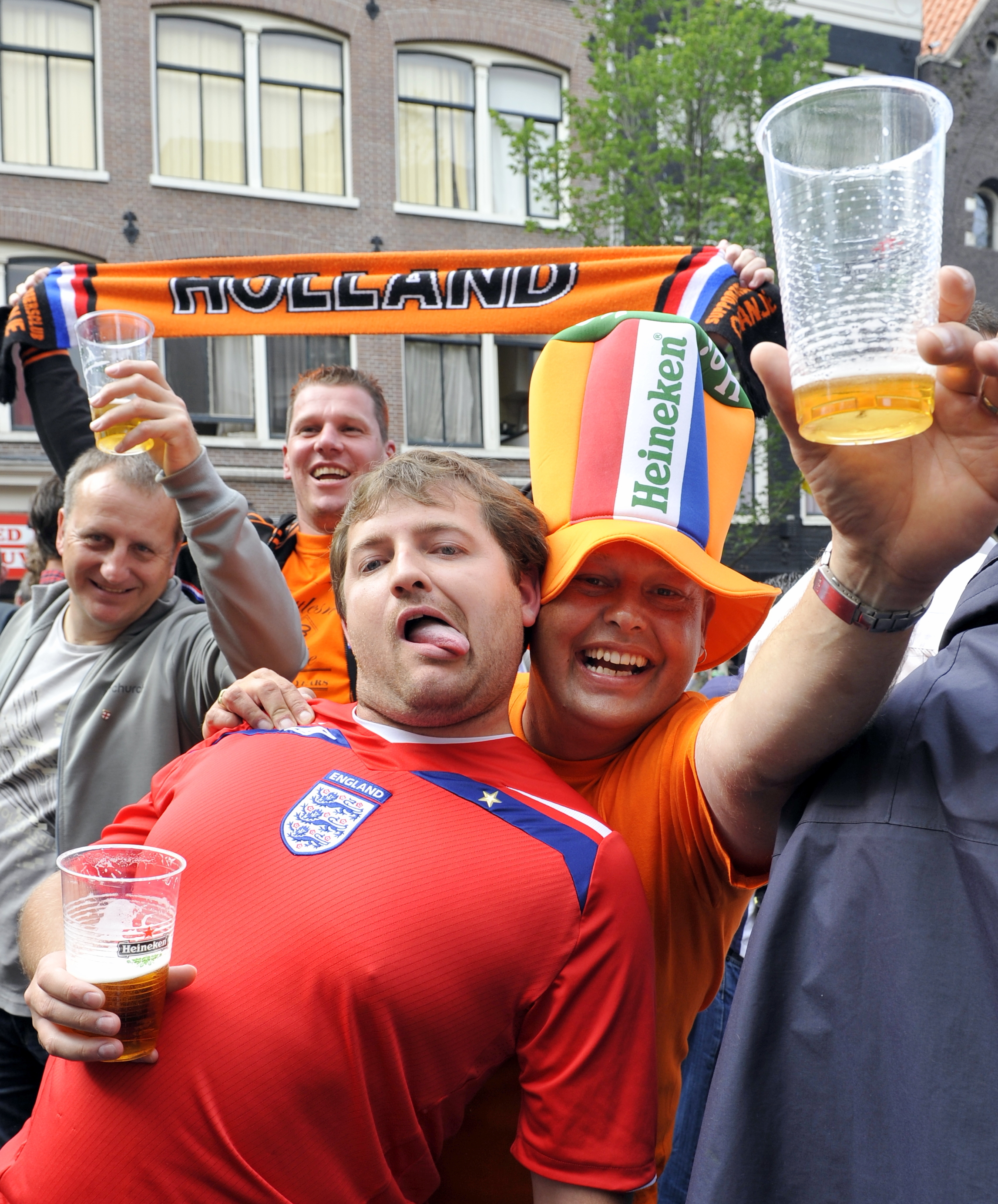 Flickr - NewsPhoto! - football, Netherlands - England (2).jpg